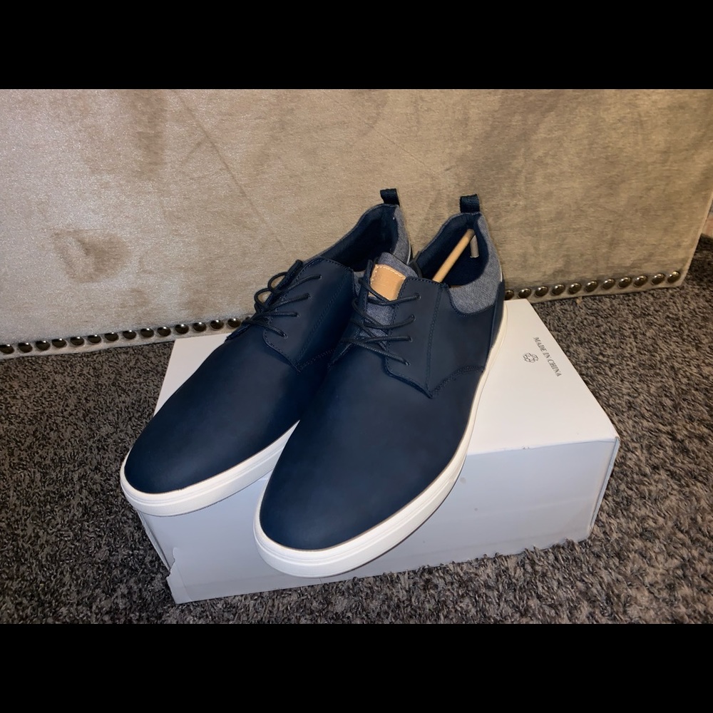 Steve Madden Sneakers